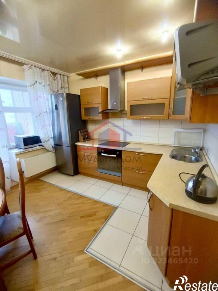 3-комн квартира Степной мкр, 15,  д. 15