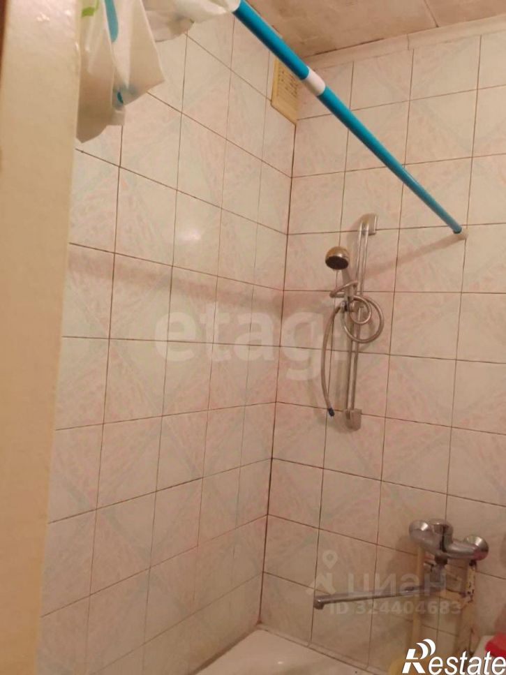 3-комн квартира мкр Лебединец, 20,  д. 20