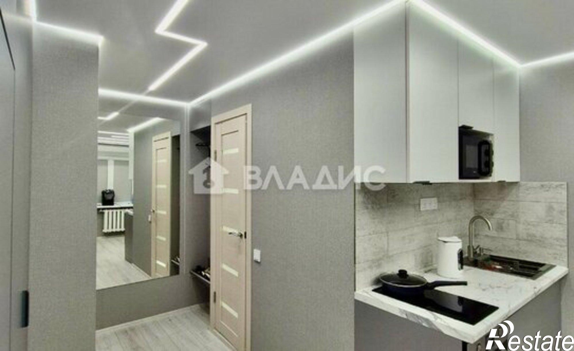 Купить квартиру за 3 100 000 рублей на Интернациональный мкр, 12