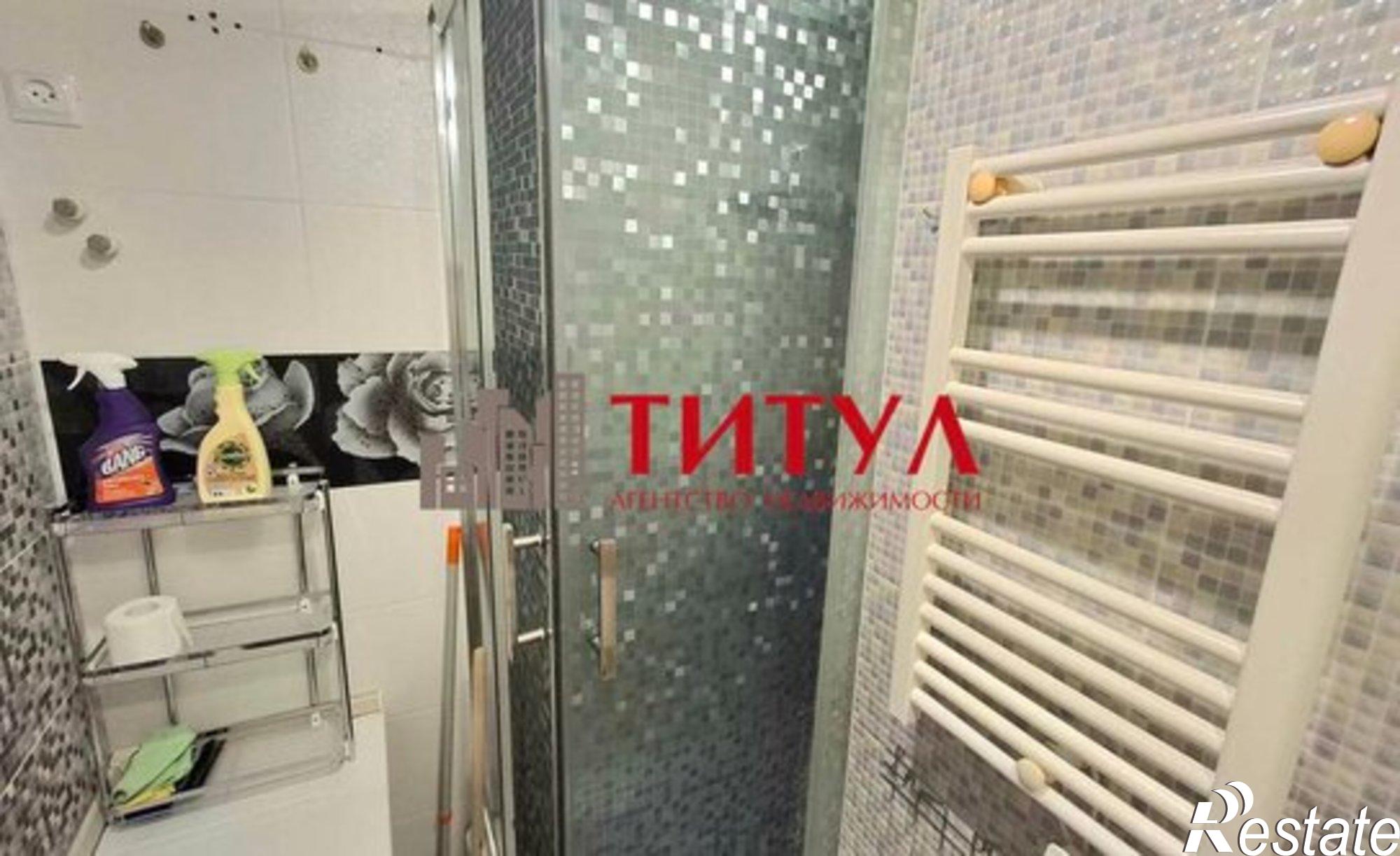 Купить квартиру за 2 400 000 рублей на мкр Горняк, 10