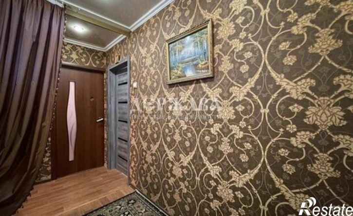 2-комн квартира мкр Приборостроитель, 27,  д. 27