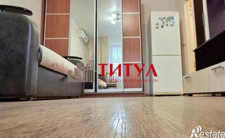 2-комн квартира мкр Горняк, 10,  д. 10