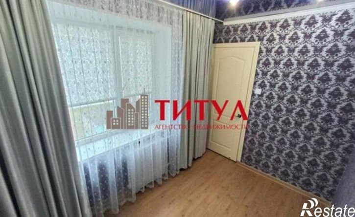 2-комн квартира мкр Горняк, 10,  д. 10