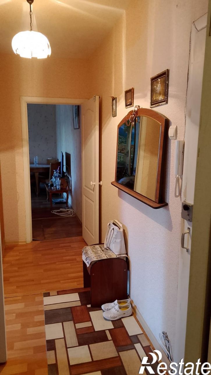 2-комн квартира мкр. Жукова, 21