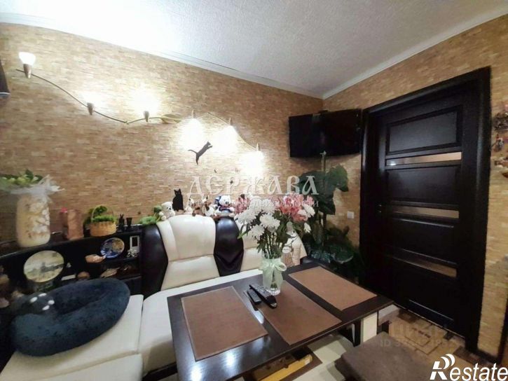 2-комн квартира мкр Макаренко, 2,  д. 2