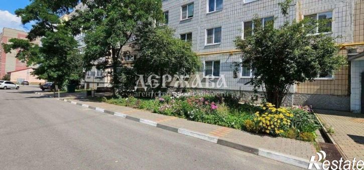 1-комн квартира Южный мкр, 2,  д. 2