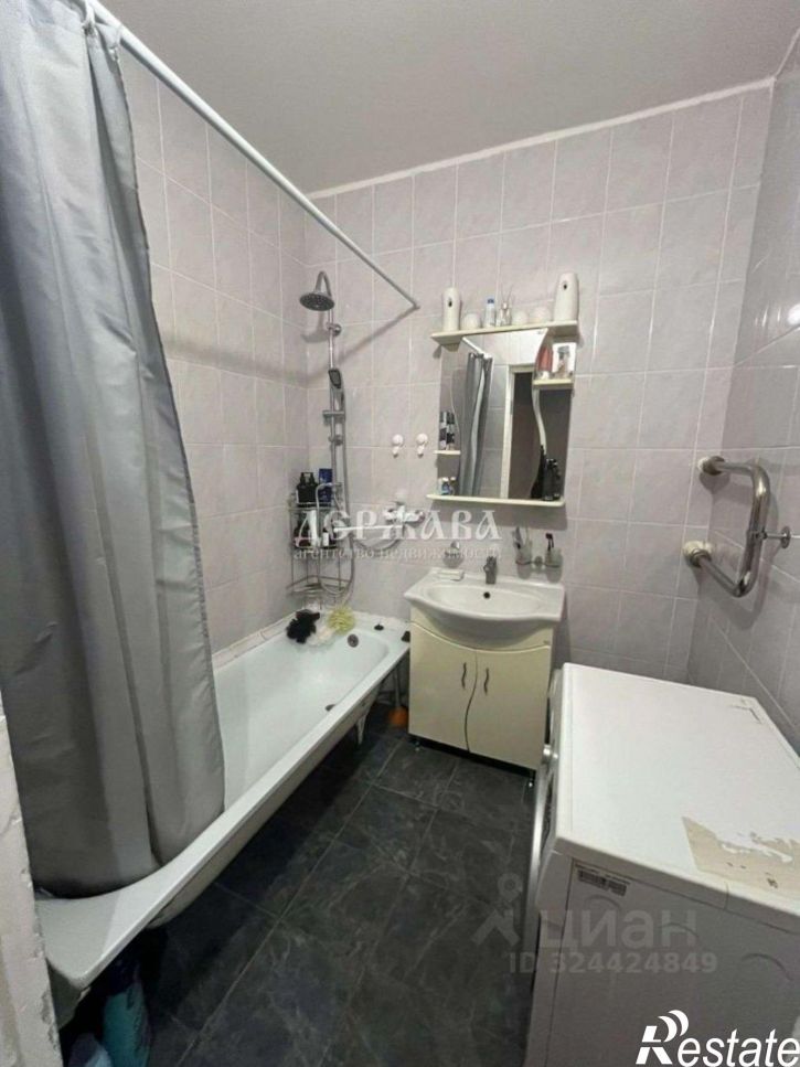 2-комн квартира мкр Дубрава квартал 1, 16,  д. 16