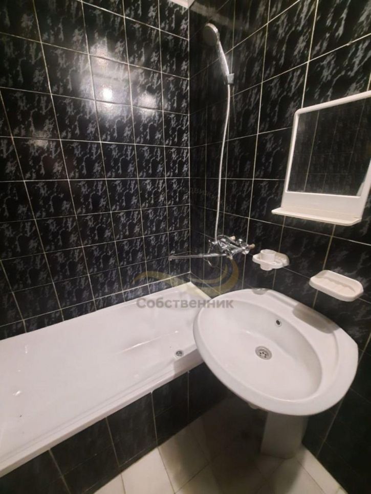 2-комн квартира Конева мкр, 11