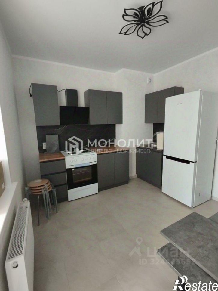 2-комн квартира Степной мкр, 35,  д. 35