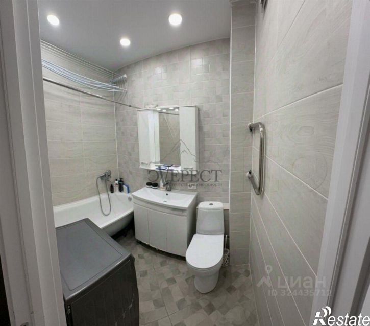 1-комн квартира мкр Макаренко, 11б,  д. 11б