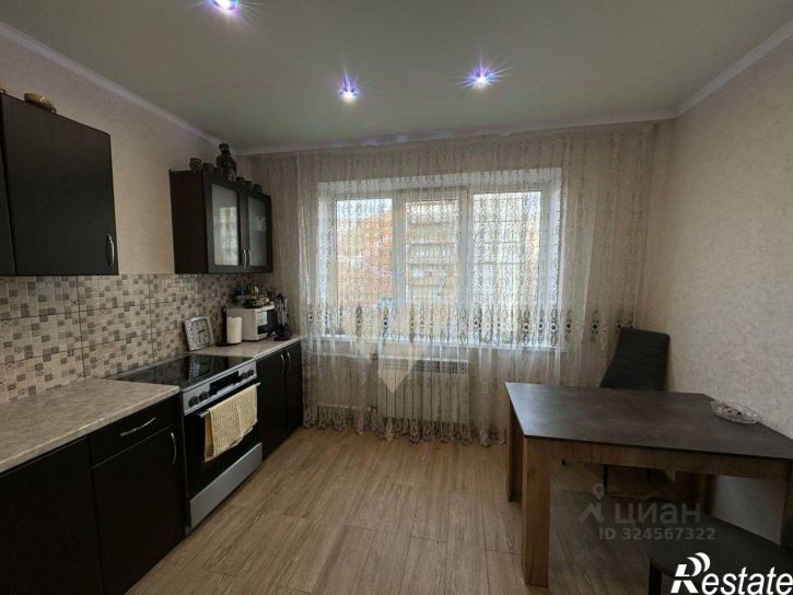 1-комн квартира мкр Макаренко, 15,  д. 15