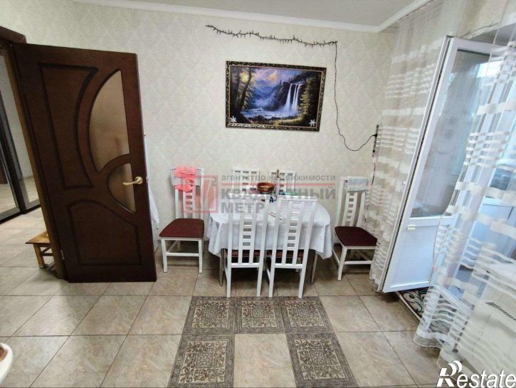 2-комн квартира мкр Космос, 14,  д. 14