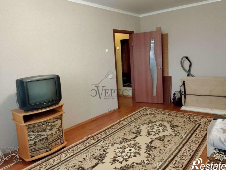 1-комн квартира ул Хмелева, 8,  д. 8