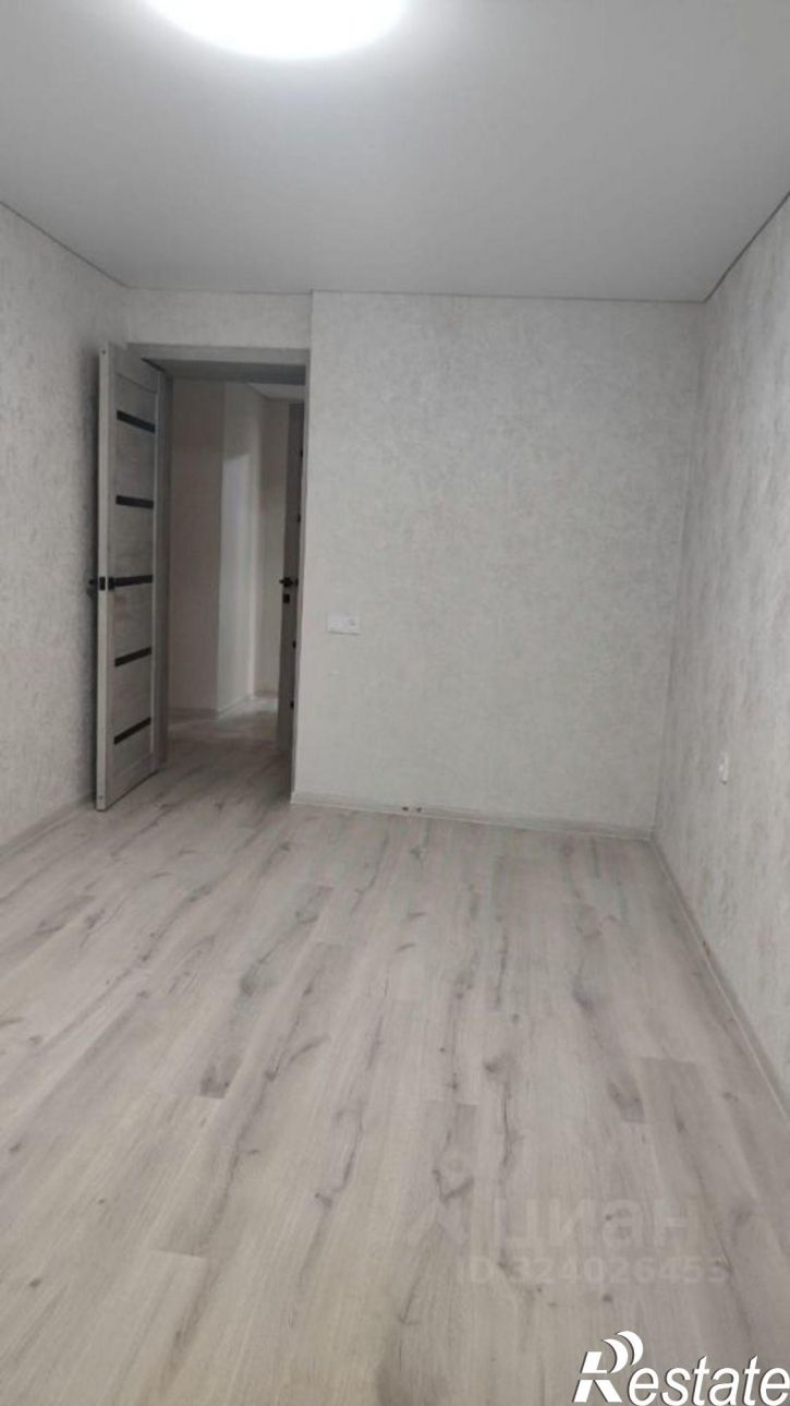 3-комн квартира мкр Жукова, 25,  д. 25