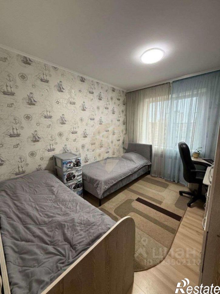 3-комн квартира Восточный мкр, 12,  д. 12