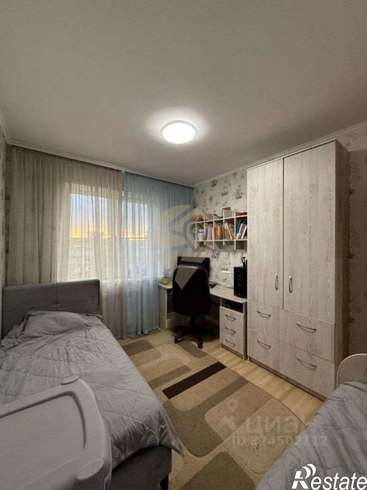 3-комн квартира Восточный мкр, 12,  д. 12