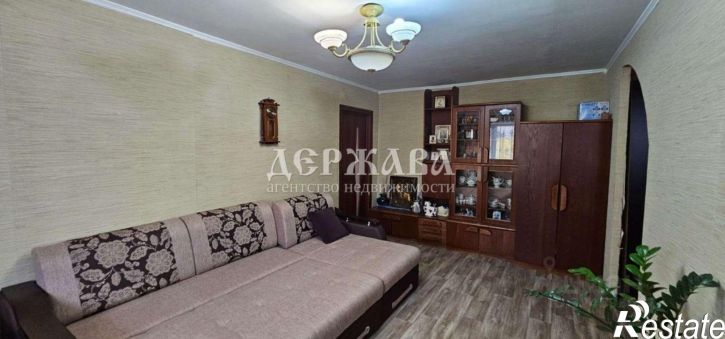 2-комн квартира Горняк мкр,дом 11