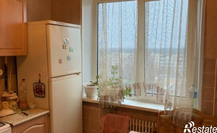 3-комн квартира ул Хмелева, 8,  д. 8