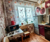 3-комн, 49кв м, этаж 4/5 Парковый мкр, 15