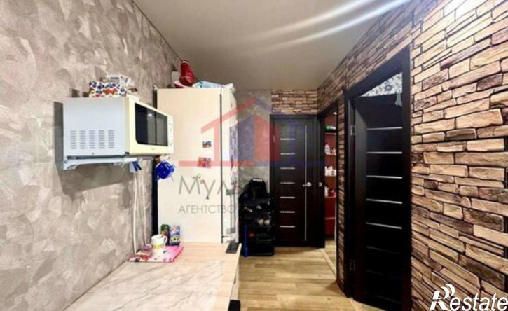 2-комн квартира мкр Лебединец, 27,  д. 27