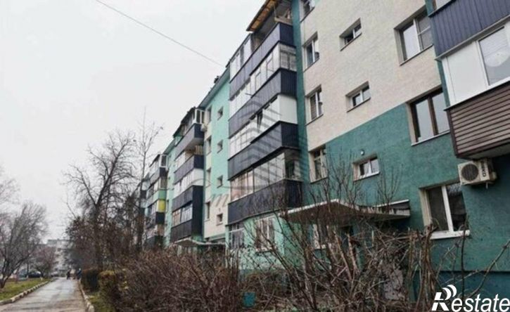 3-комн квартира Парковый мкр, 15,  д. 15