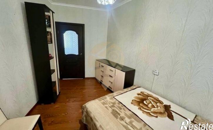 4-комн квартира улица Свердлова, 25,  д. 25