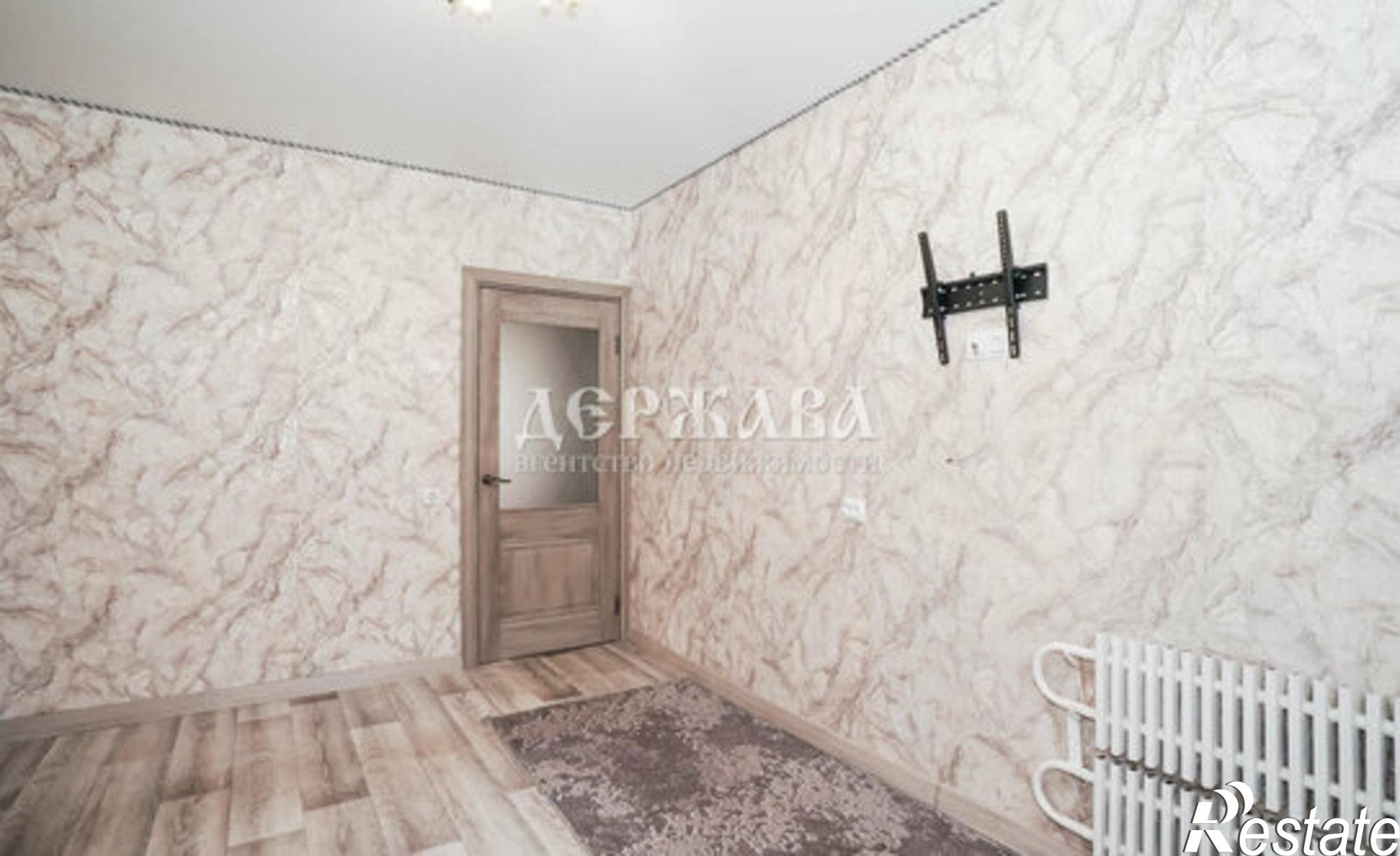 Купить квартиру за 4 550 000 рублей на Южный мкр, 1