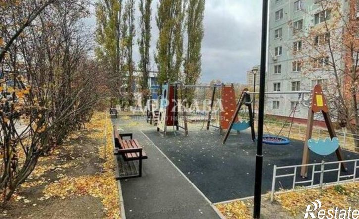 1-комн квартира мкр Макаренко, 15,  д. 15