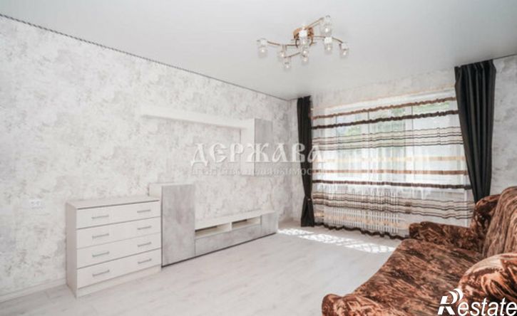 3-комн квартира Южный мкр, 1,  д. 1