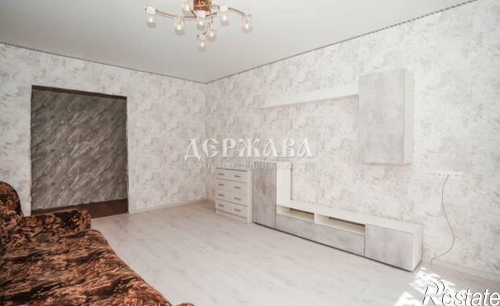 3-комн квартира Южный мкр, 1,  д. 1