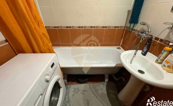 1-комн квартира мкр Конева, 2,  д. 2