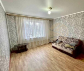 1-комн, 40кв м, этаж 2/9 мкр Макаренко, 13