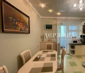 3-комн, 98кв м, этаж 8/9 Степной мкр, 24