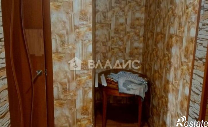 1-комн квартира мкр Макаренко, 13 1,  д. 13 1,  к. 1