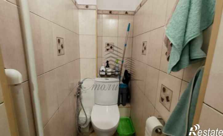 4-комн квартира мкр Макаренко, 40,  д. 40