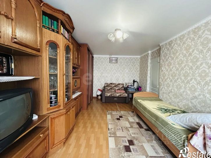 Комната мкр Жукова, 37,  д. 37
