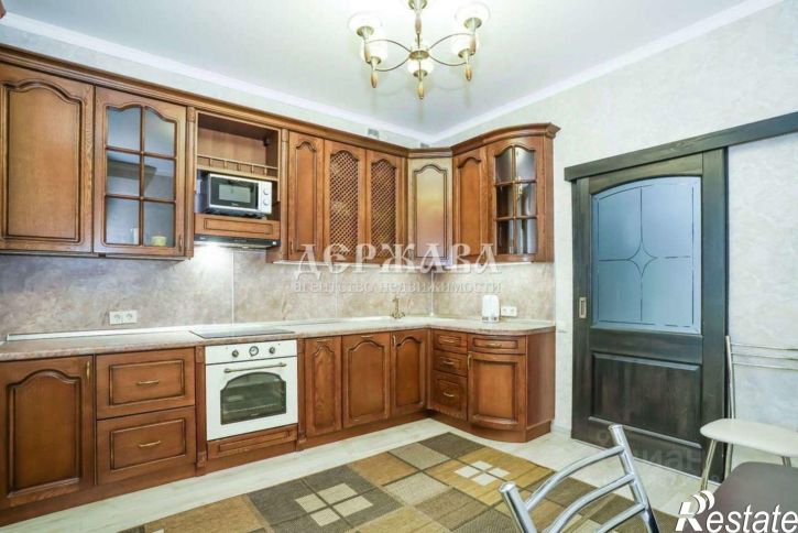 3-комн квартира Степной мкр, 1,  д. 1