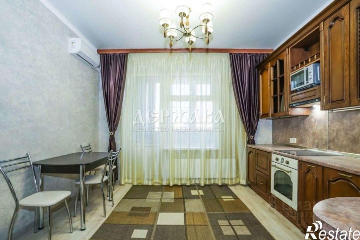 3-комн квартира Степной мкр, 1,  д. 1