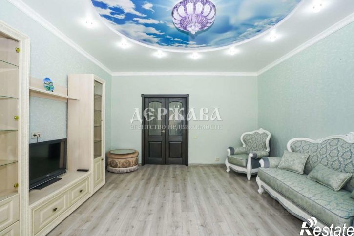3-комн квартира Степной мкр, 1,  д. 1