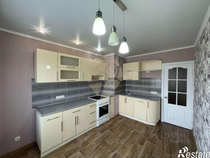 3-комн квартира Жукова мкр,дом 49