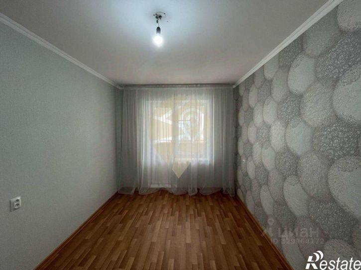 3-комн квартира Жукова мкр,дом 49