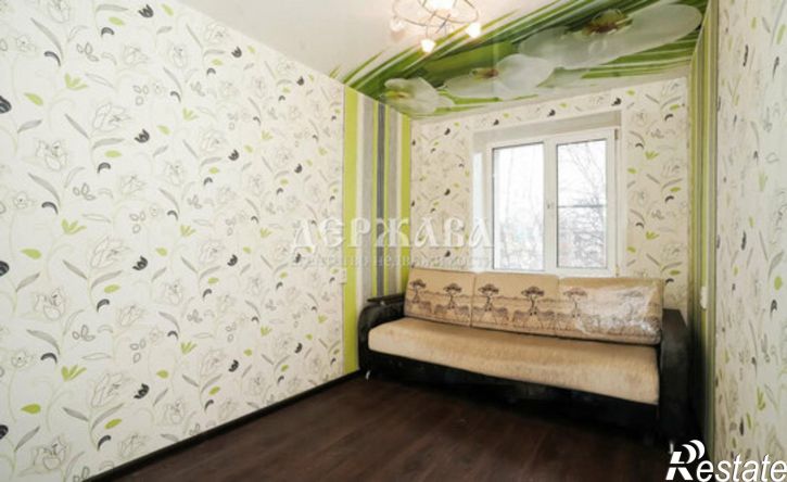 3-комн квартира мкр Лебединец, 4,  д. 4