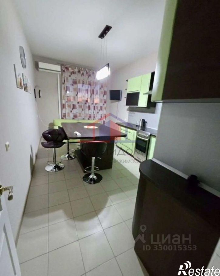 3-комн квартира Степной мкр,дом 13