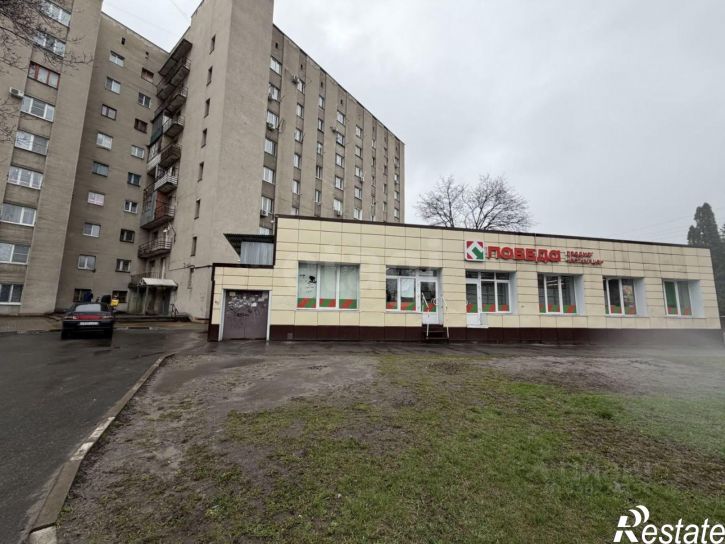 Торговое помещение б-р Дружбы, 8,  д. 8