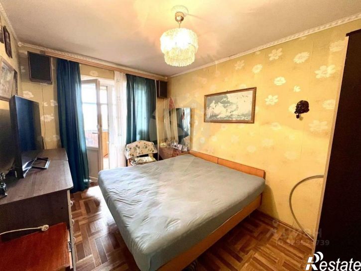 3-комн квартира Студенческий мкр, 19,  д. 19