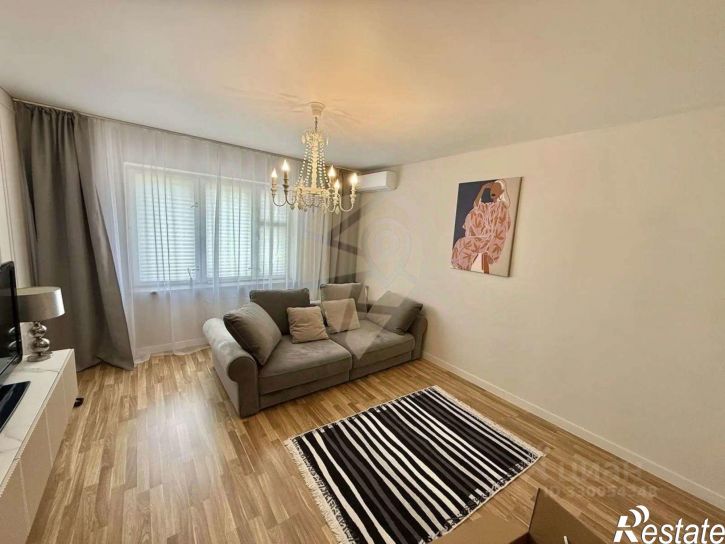 1-комн квартира мкр Космос, 15,  д. 15