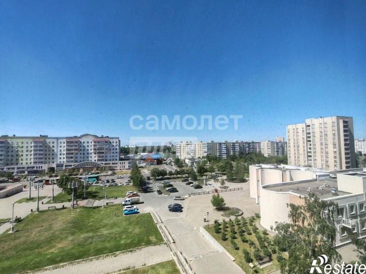 1-комн квартира мкр Макаренко, 12,  д. 12
