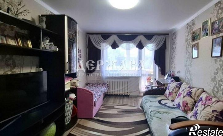 2-комн квартира мкр Горняк, 1,  д. 1
