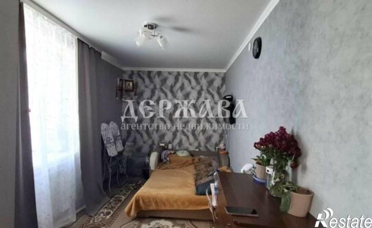 2-комн квартира мкр Горняк, 1,  д. 1