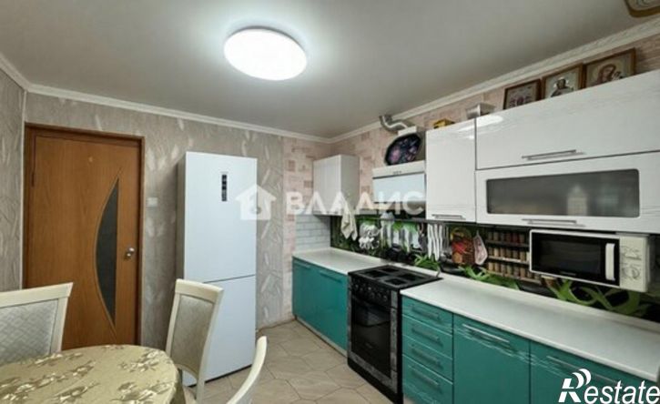 3-комн квартира мкр Дубрава квартал 1, 3,  д. 3